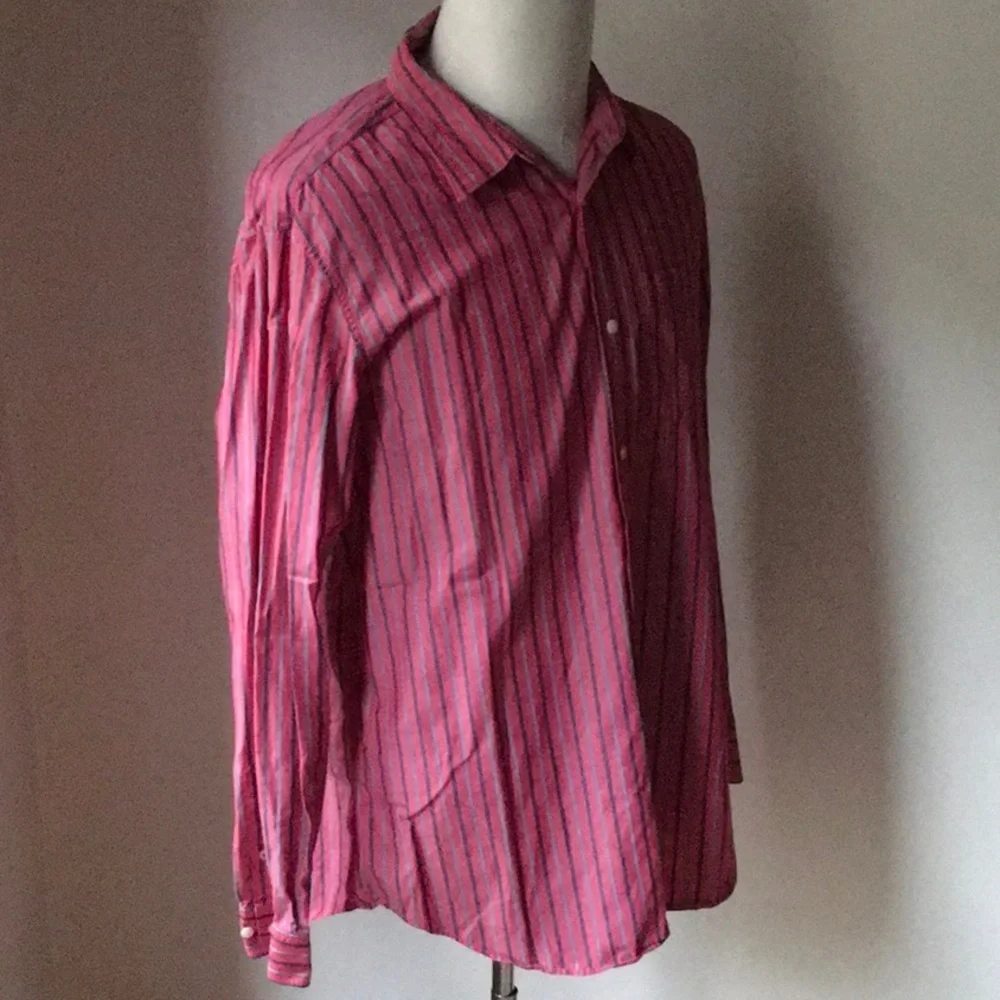 Banana Republic Striped Button Down Shirt in 100% Red Cotton (sz XL)